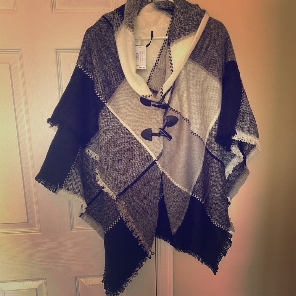 💥BRAND NEW💥 Christopher & Banks Shaw